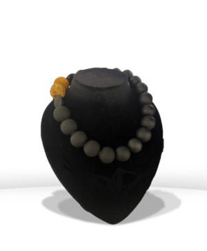 Collier en cristal de Murano noir fermoir doré
